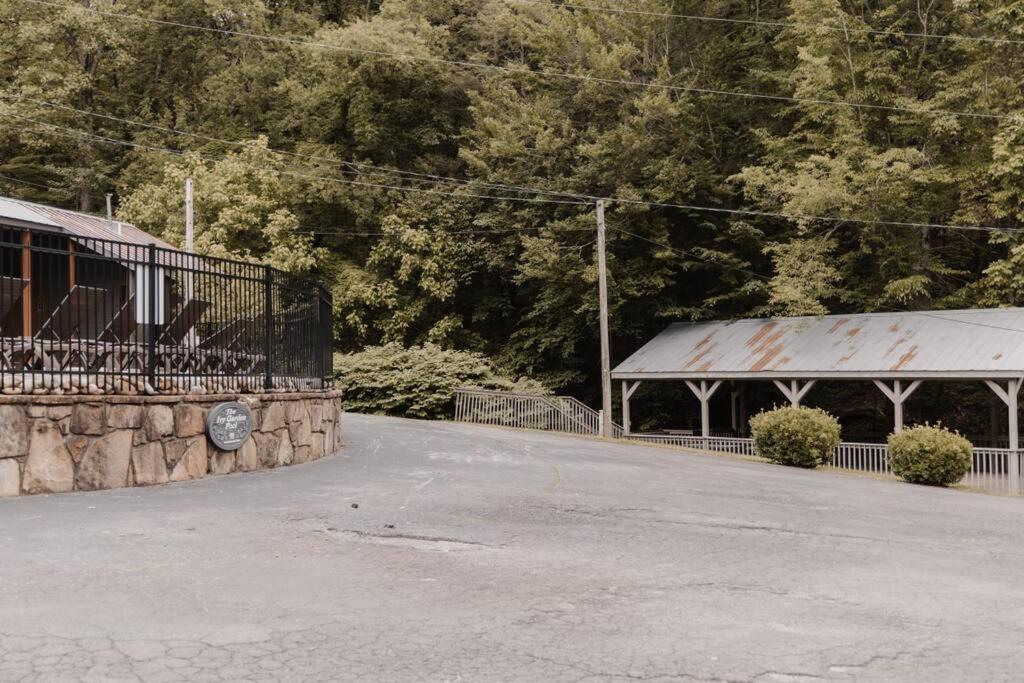 Villa Misty Mountain Sunrise Sevierville Exterior foto